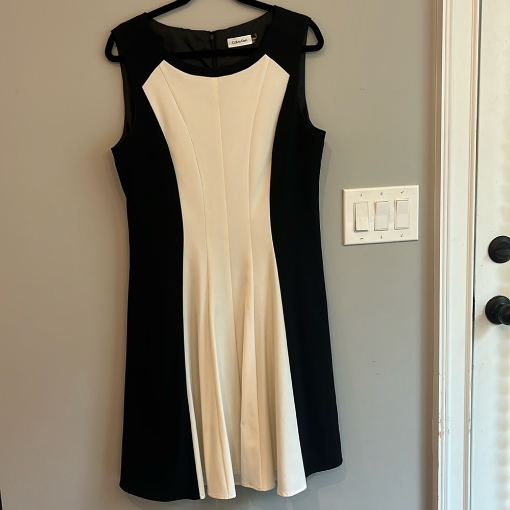 Calvin Klein Black and Cream Panel A-Line Dress